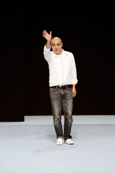 Look 50